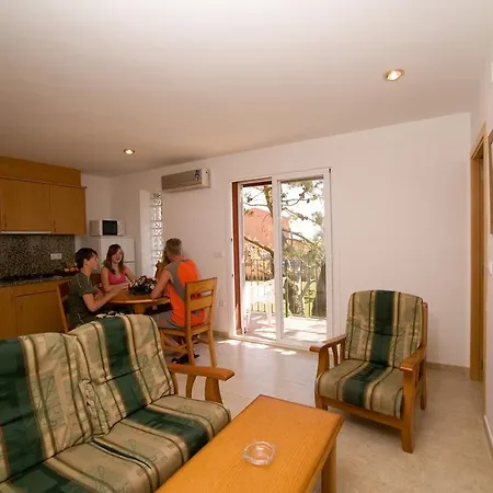 El Delfin Hotel