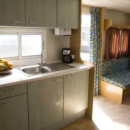 Szálloda El Delfin Torroella de Montgrí