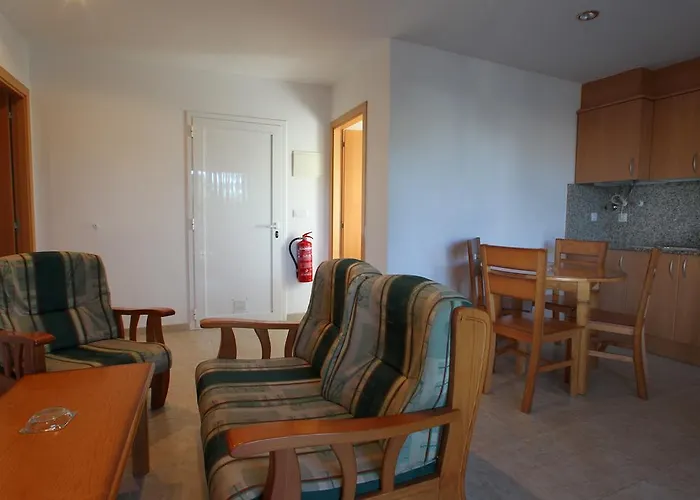 El Delfin 2* Torroella de Montgrí