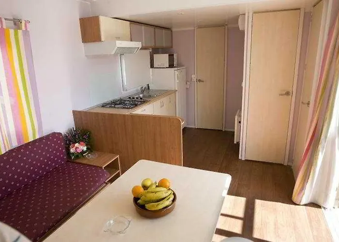 El Delfin 2* Torroella de Montgrí